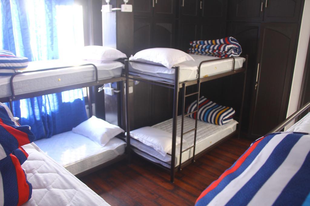 A Pousada Madpackers Delhi Nova Deli Quarto foto