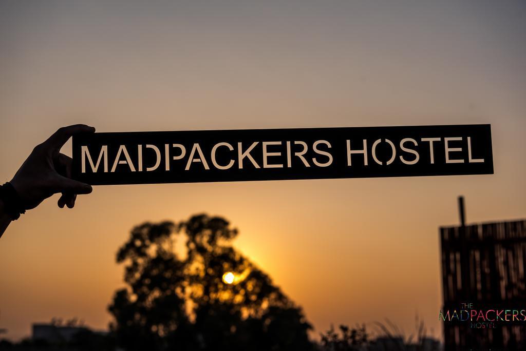A Pousada Madpackers Delhi Nova Deli Exterior foto